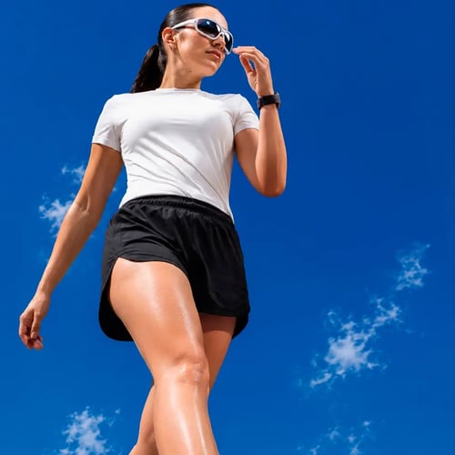 Deportista corriendo al aire libre